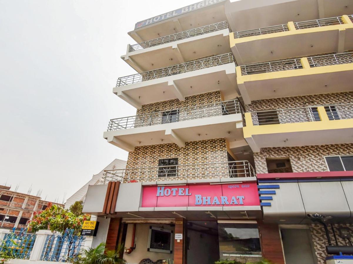 Spot On 78443 Hotel Bharat Rourkela Kültér fotó